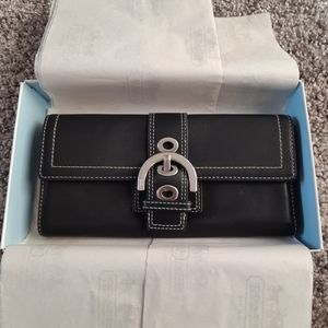 Coach leather wallet black GUC